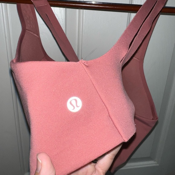 Lululemon AirSupport Bra
High Support  Bra Size 36DD - Picture 3 of 10